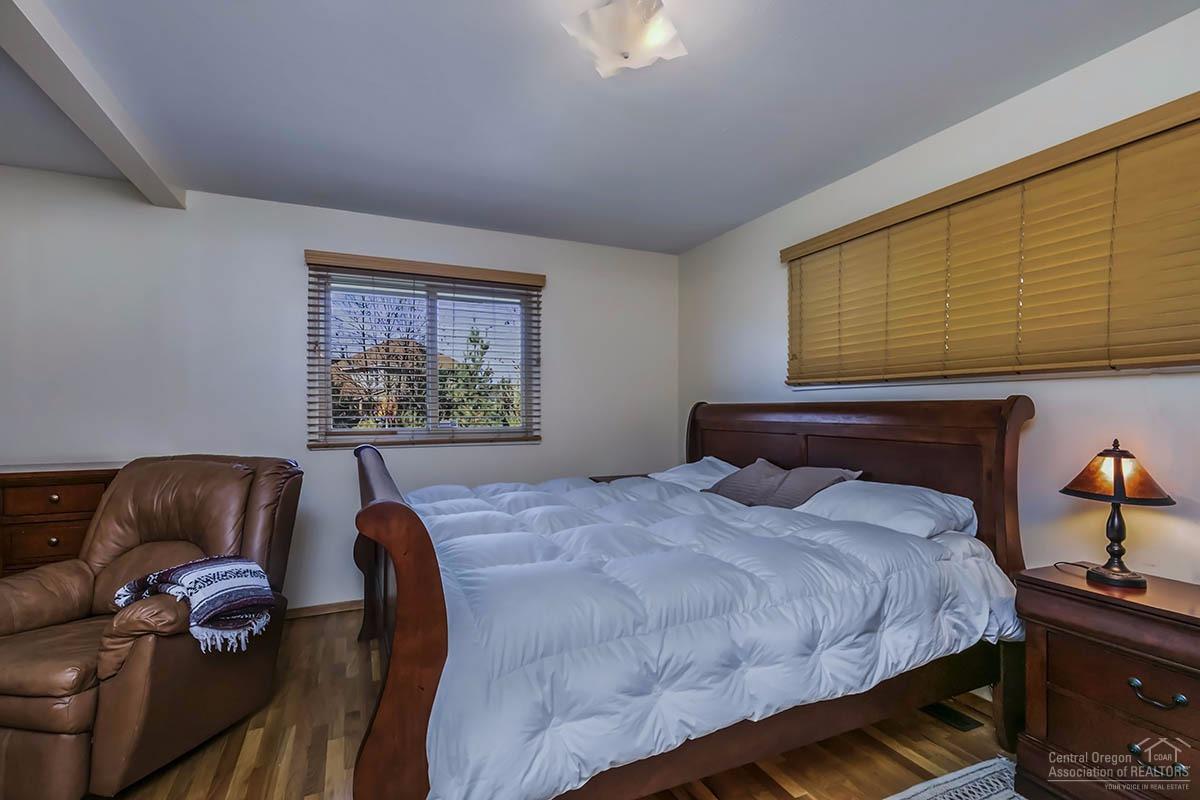 61062 Parrell Road Bend, OR 97702 - Photo 16 of 25 Master bedroom. has a walk-in closet.