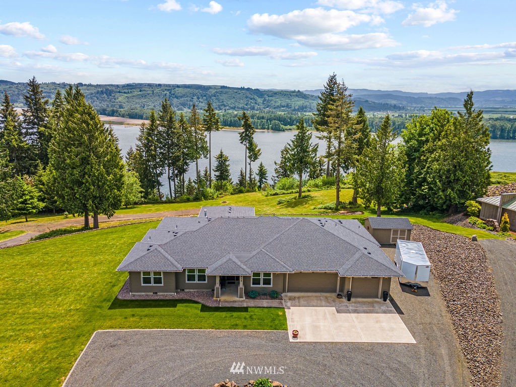 535 McAdams Road East Longview, WA 98632 - Photo 3 of 35