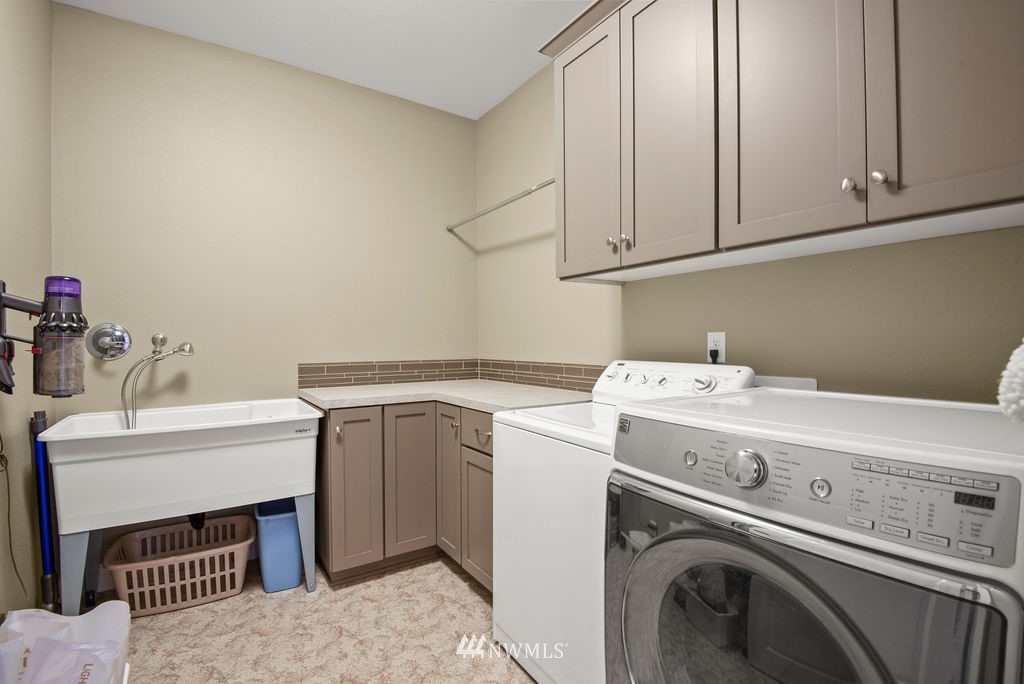 535 McAdams Road East Longview, WA 98632 - Photo 9 of 35