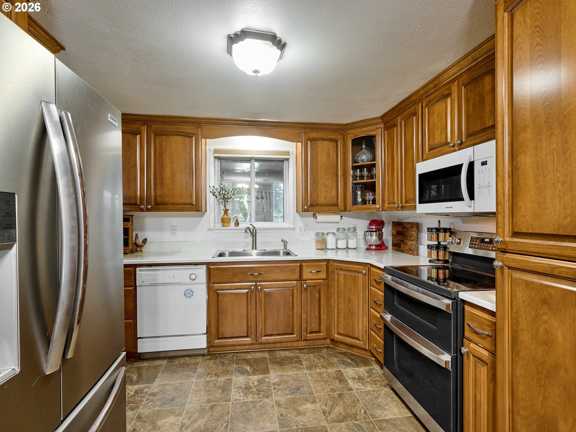 750 Northeast 5th Street Willamina, OR 97396 - Photo 12 of 39