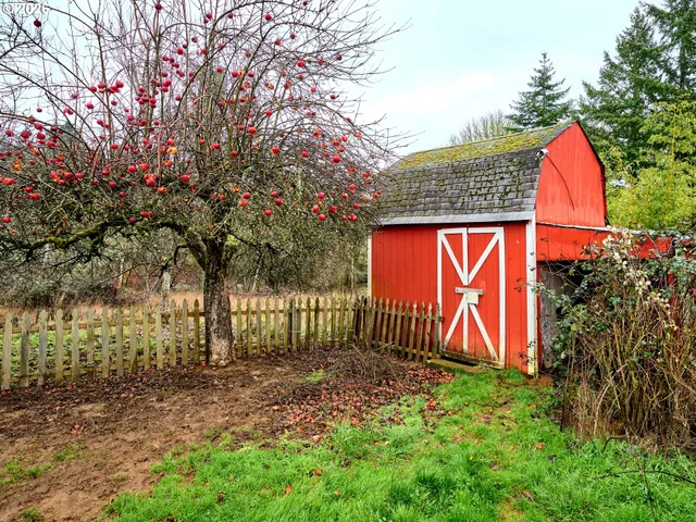 $354,900 | 750 Northeast 5th Street, Willamina, OR 97396