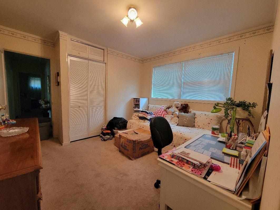 146 Beverly Circle Oak Ridge, TN 37830 - Photo 13 of 20 Bedroom 3