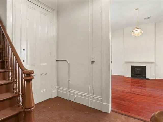 $2,800 | 811 Chartres Street, Unit 3, New Orleans, LA 70116