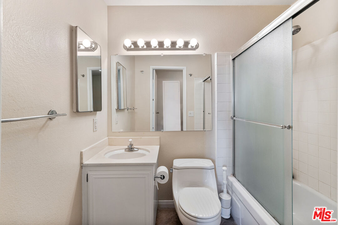 72669 Eagle Road, Unit 2 Palm Desert, CA 92260 - Photo 15 of 26