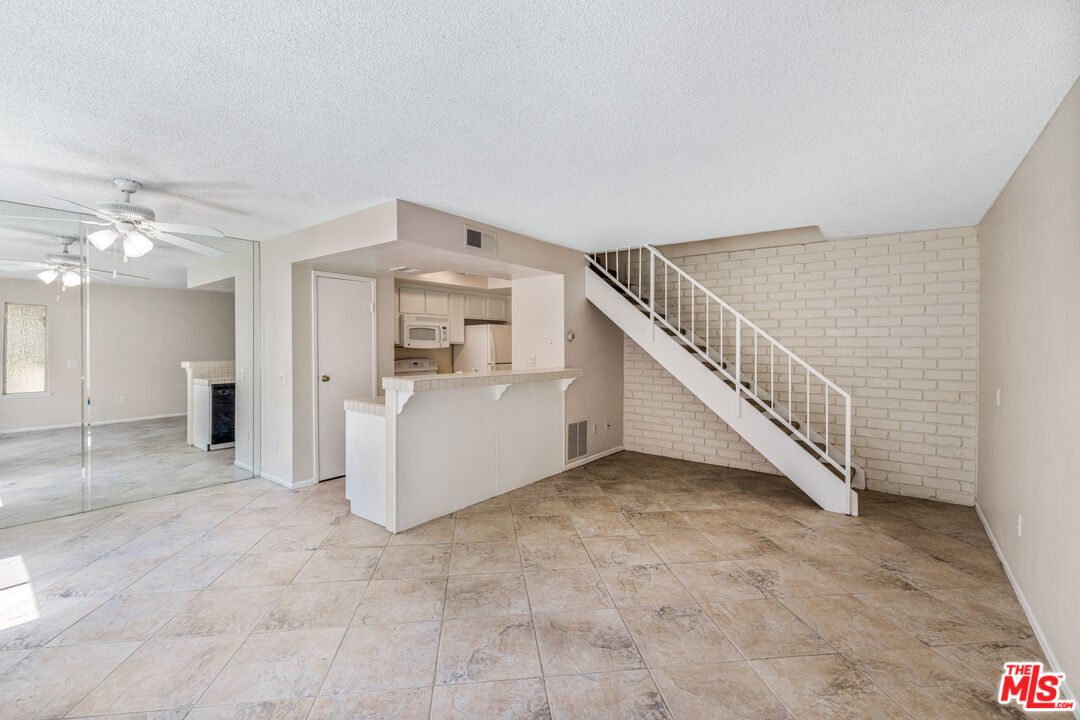 72669 Eagle Road, Unit 2 Palm Desert, CA 92260 - Photo 3 of 26