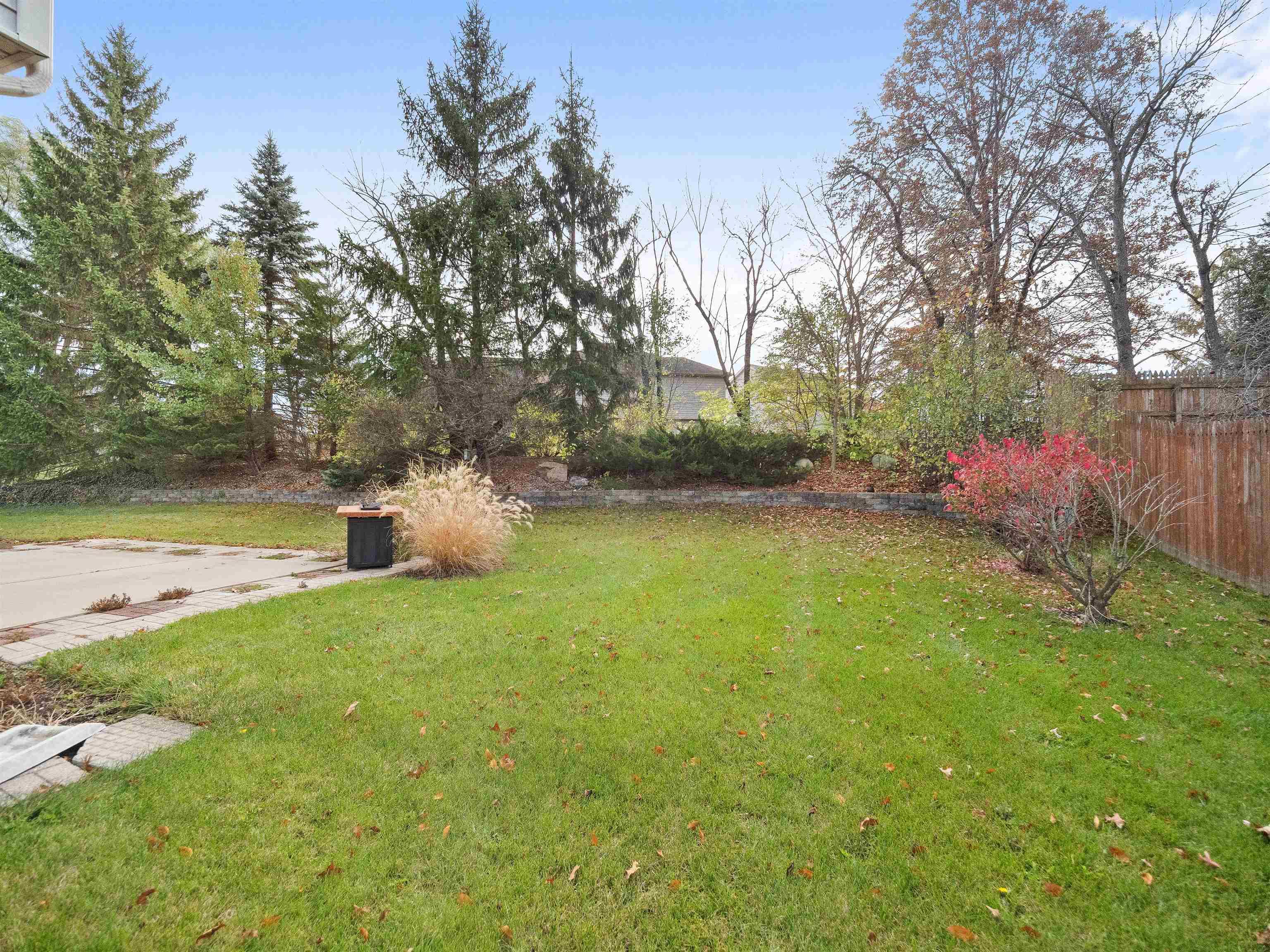 1231 Holly Ridge Run Fort Wayne, IN 46845 - Photo 7 of 34 Gallery Image 7