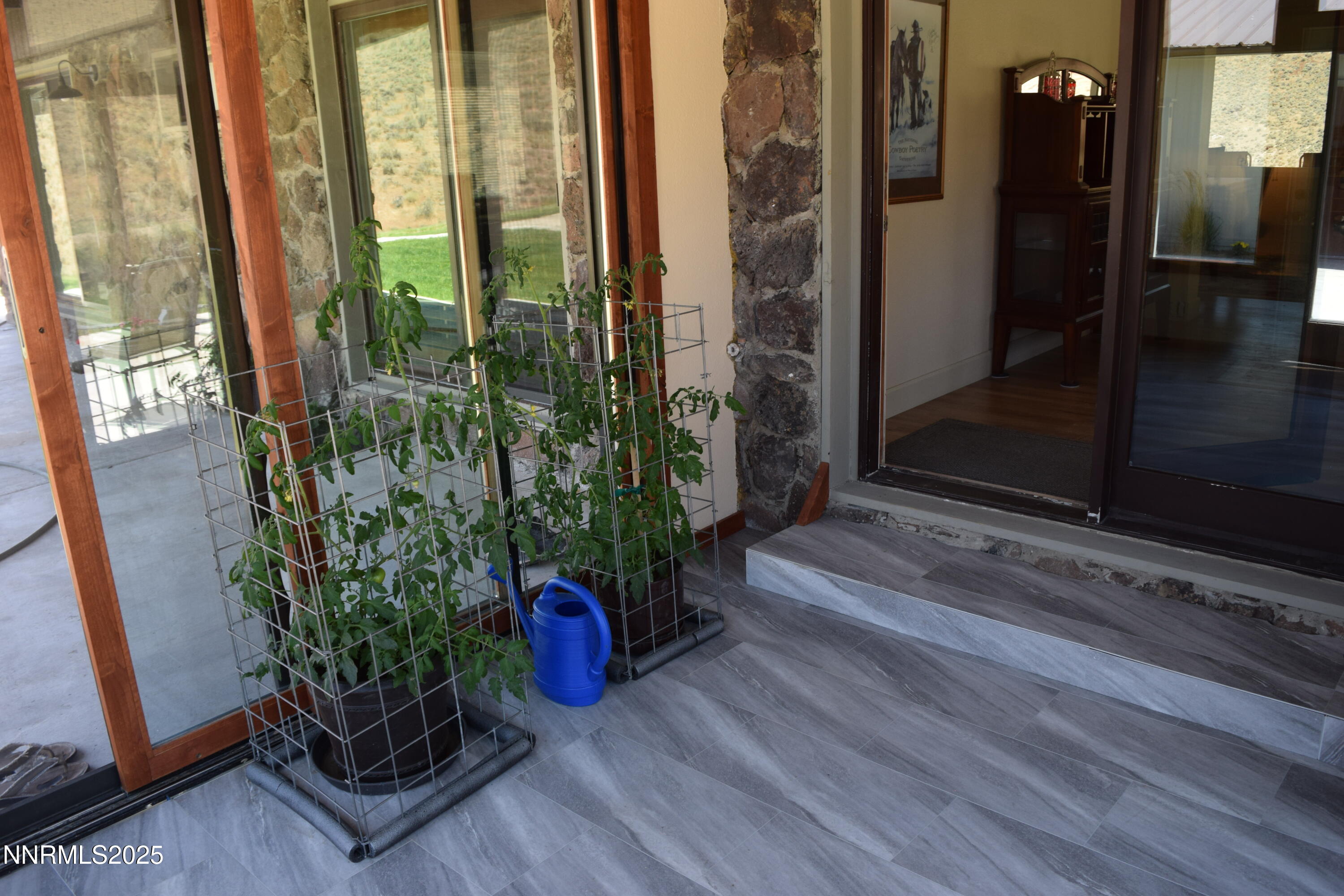 3300 High Rock Road Gerlach, NV 89412 - Photo 36 of 57 a room with window