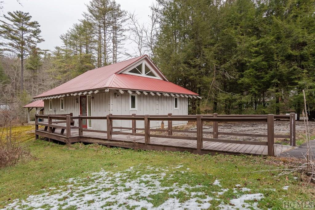 107 Lance Road Cashiers, NC 28717 - Photo 39 of 41 Gallery Image 39