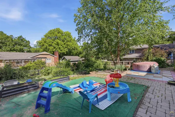 $345,000 | 2865 Southwest Jewell Avenue, Topeka, KS 66611