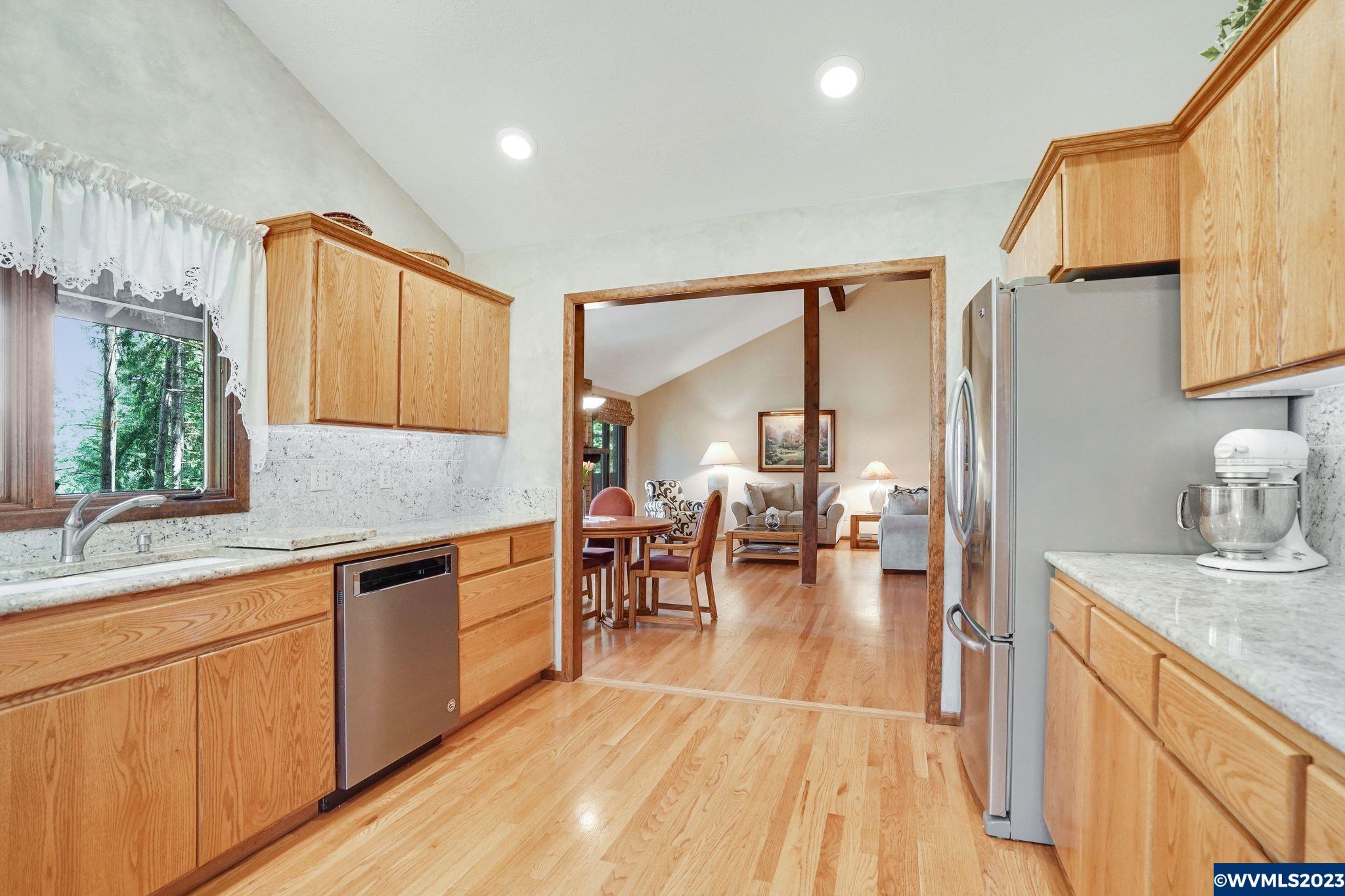 30407 Rancho Road Lebanon, OR 97355 - Photo 15 of 42 Gallery Image 15