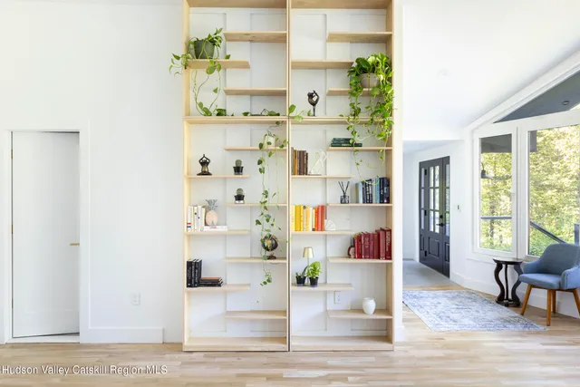 $849,000 | 83 Sages Loop Road, Kerhonkson, NY 12446