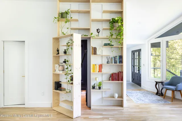 $849,000 | 83 Sages Loop Road, Kerhonkson, NY 12446