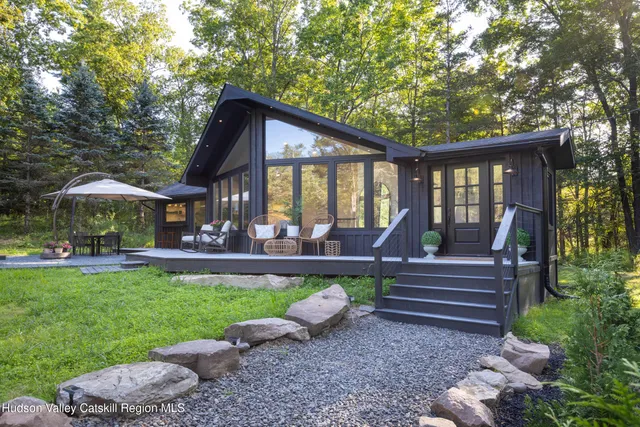 $849,000 | 83 Sages Loop Road, Kerhonkson, NY 12446