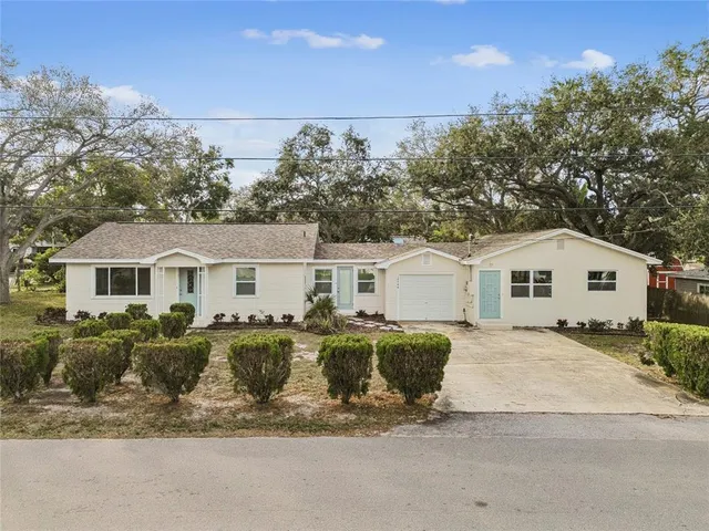 $575,000 | 14744 Sunset Drive, Largo, FL 33774