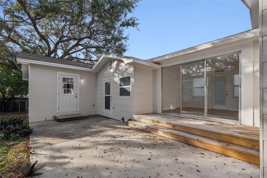 14744 Sunset Drive Largo, FL 33774 - Photo 24 of 43