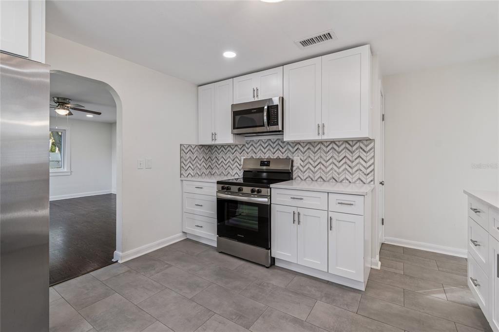 14744 Sunset Drive Largo, FL 33774 - Photo 10 of 43