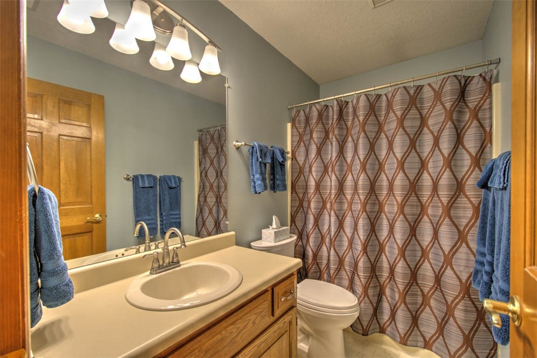 1424 Moundview Place Decatur, IL 62526 - Photo 29 of 43