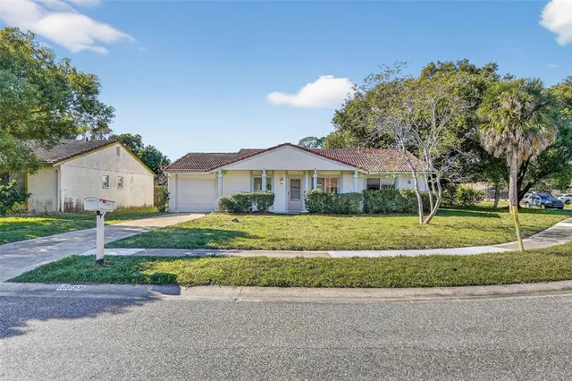$2,100 | 10659 Windsor Court, Orlando, FL 32821