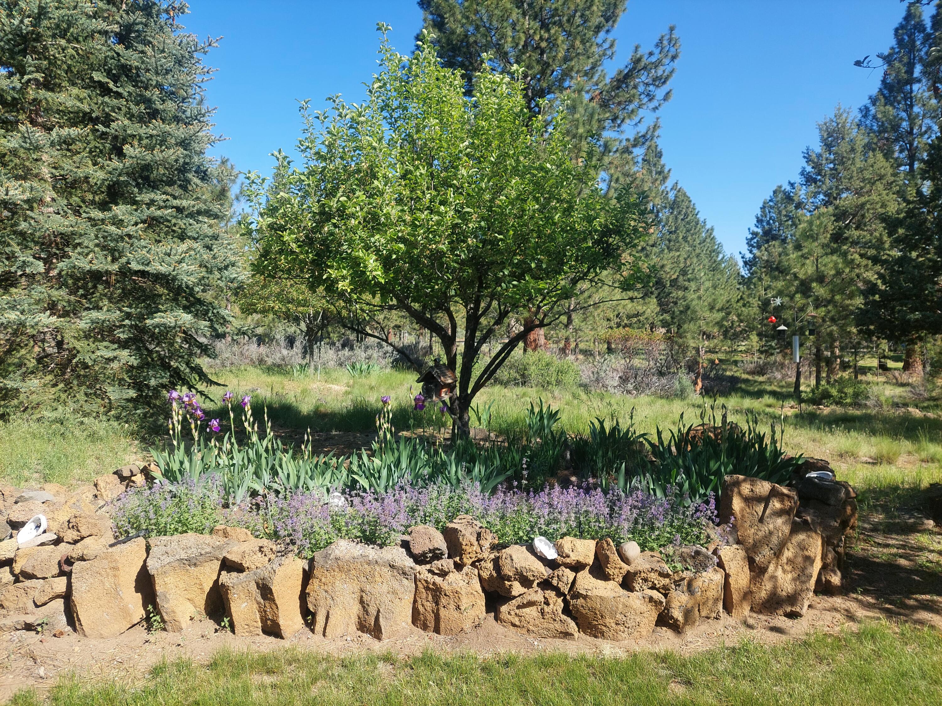 60290 Woodside Loop Bend, OR 97702 - Photo 44 of 47 60290 Woodside Loop, Bend Oregon