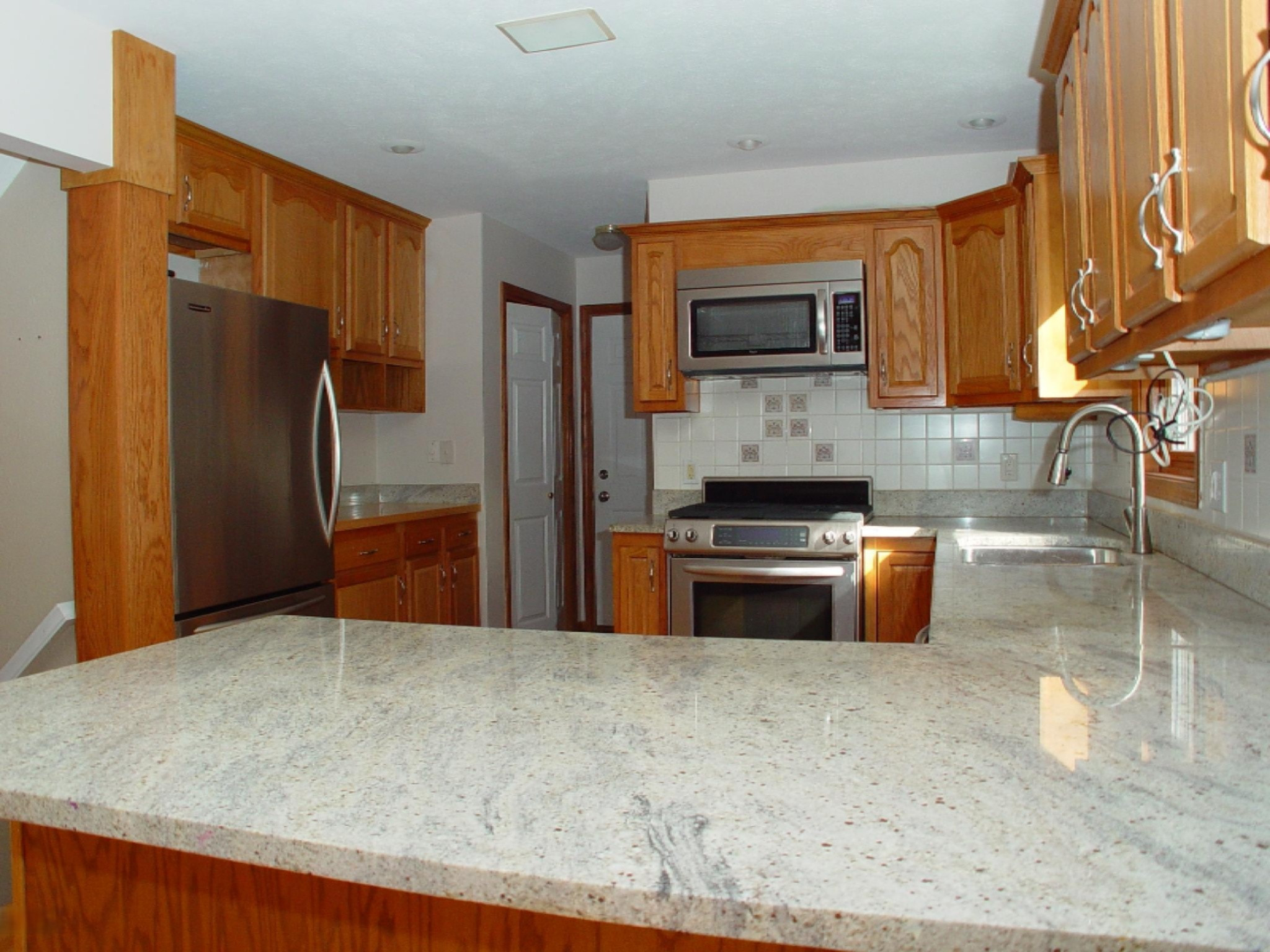 1101 Fort Road Benton Harbor, MI 49022 - Photo 3 of 13 DSC02408
