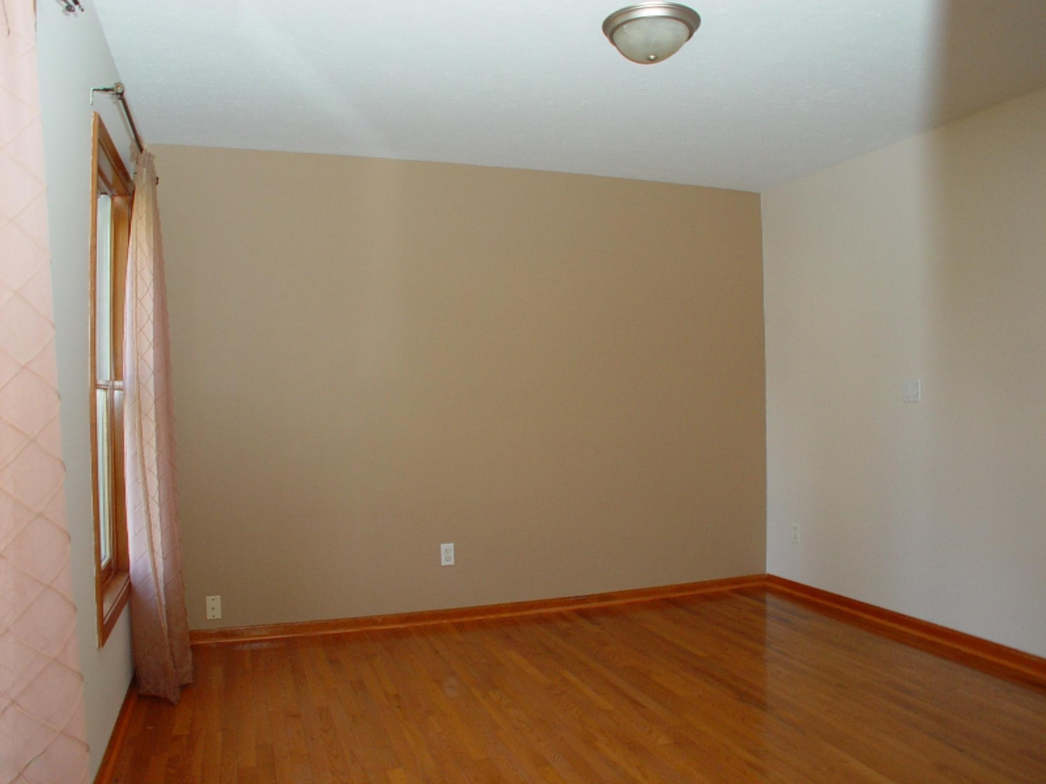 1101 Fort Road Benton Harbor, MI 49022 - Photo 5 of 13 DSC02411