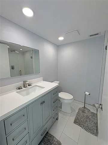 $2,900 | 400 Island Way, Unit 1606, Clearwater Beach, FL 33767