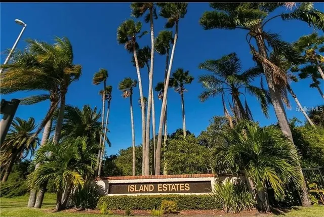 $2,900 | 400 Island Way, Unit 1606, Clearwater Beach, FL 33767