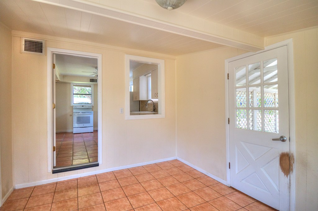 155 A Nimitz Road Kerrville, TX 78028 - Photo 14 of 17 a view of an empty room and window