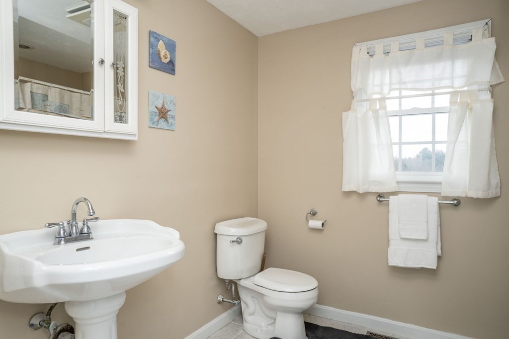 151 High Street Carver, MA 02330 - Photo 17 of 38 Gallery Image 17
