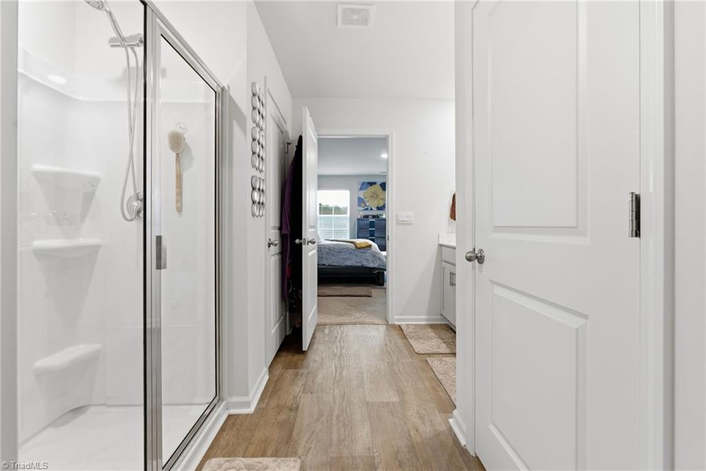 1702 Carter Daniel Drive Graham, NC 27253 - Photo 22 of 35 Primary Bathroom