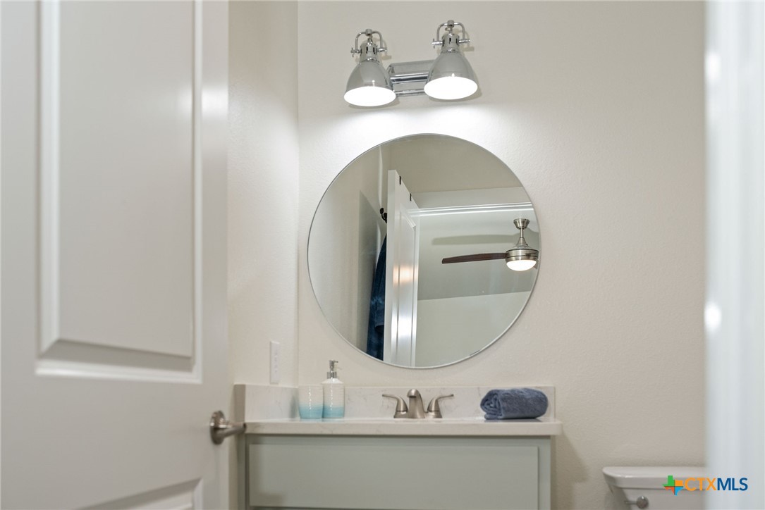 253 Carrie Street Port O'Connor, TX 77982 - Photo 27 of 33 En-Suite Bathroom