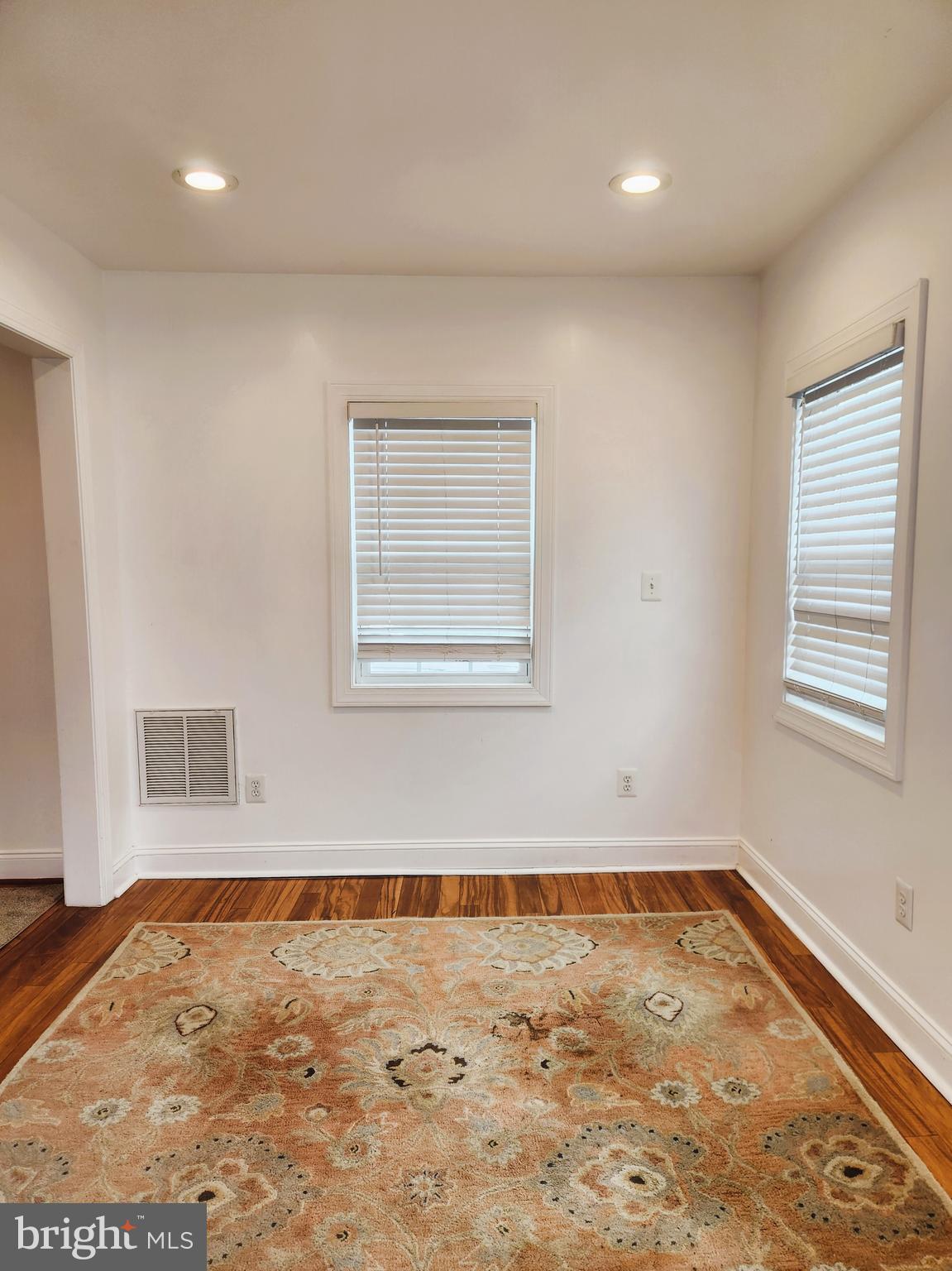 3207 Bryant Avenue Baltimore, MD 21227 - Photo 13 of 20