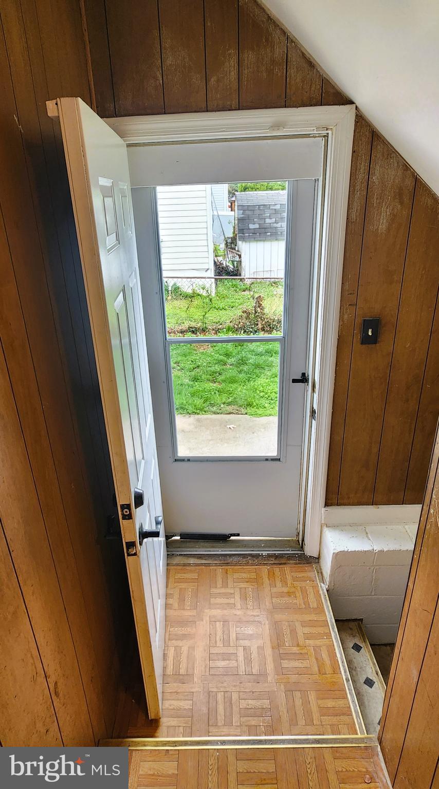 3207 Bryant Avenue Baltimore, MD 21227 - Photo 19 of 20