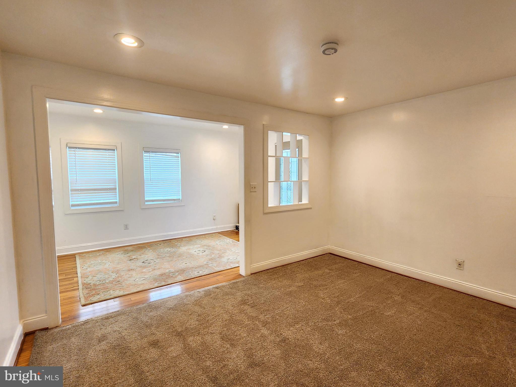 3207 Bryant Avenue Baltimore, MD 21227 - Photo 2 of 20