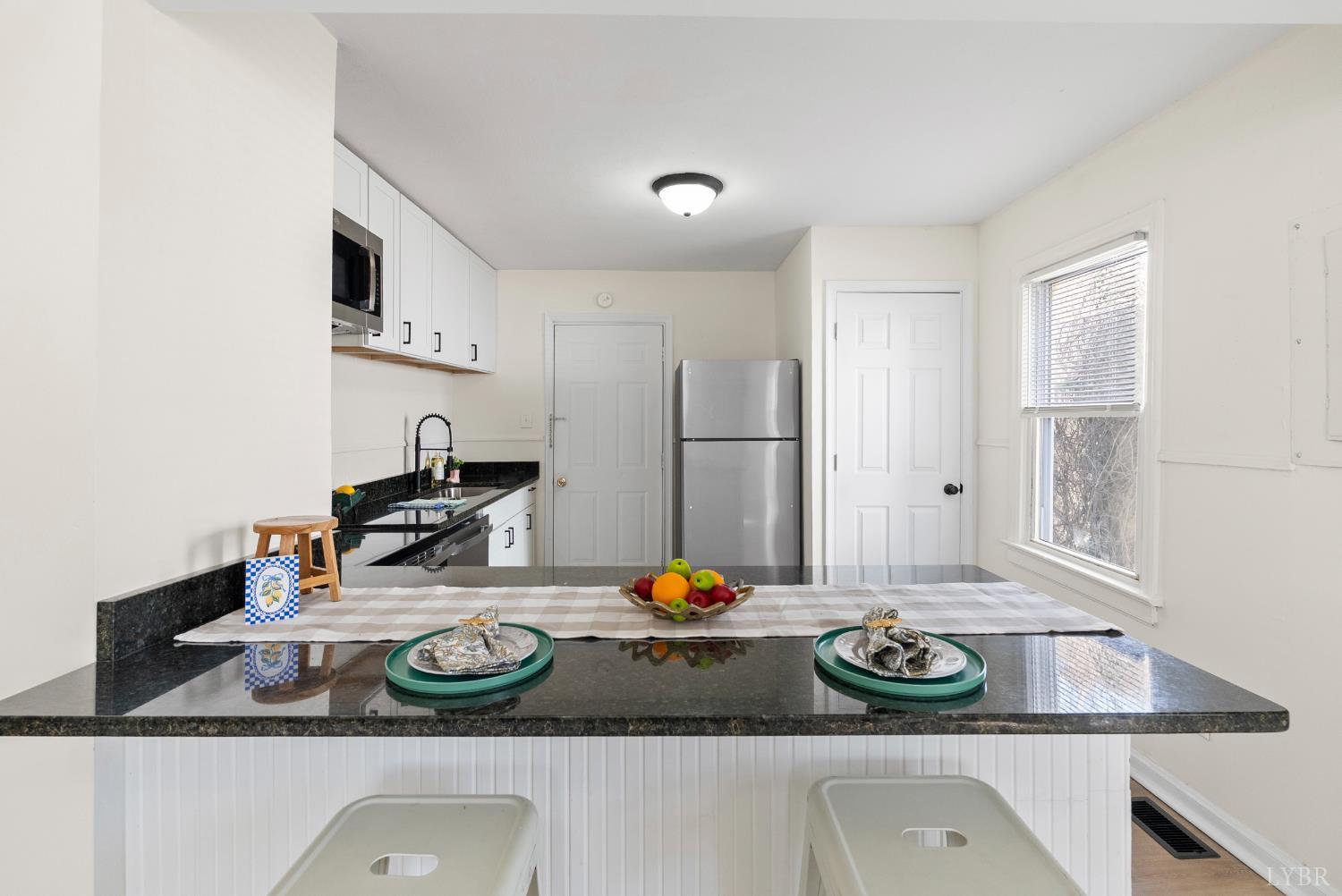 718 Kenbridge Road Lynchburg, VA 24502 - Photo 7 of 26