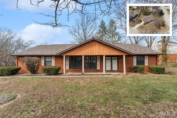$320,000 | 624 Wildwood Lane, O'Fallon, IL 62269