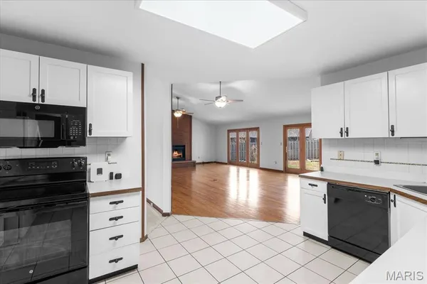 $320,000 | 624 Wildwood Lane, O'Fallon, IL 62269