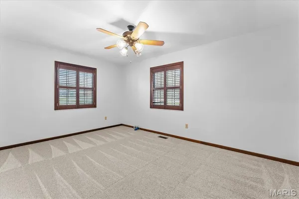 $320,000 | 624 Wildwood Lane, O'Fallon, IL 62269