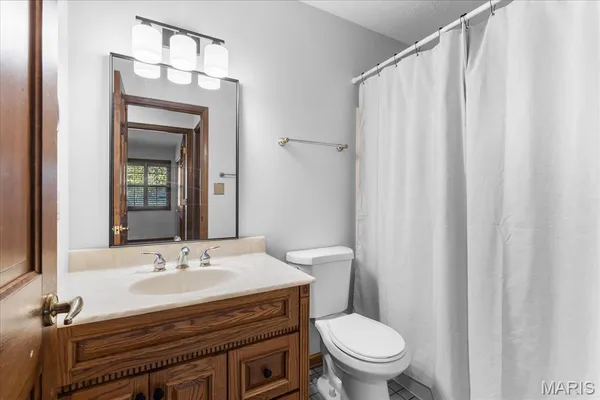 $320,000 | 624 Wildwood Lane, O'Fallon, IL 62269