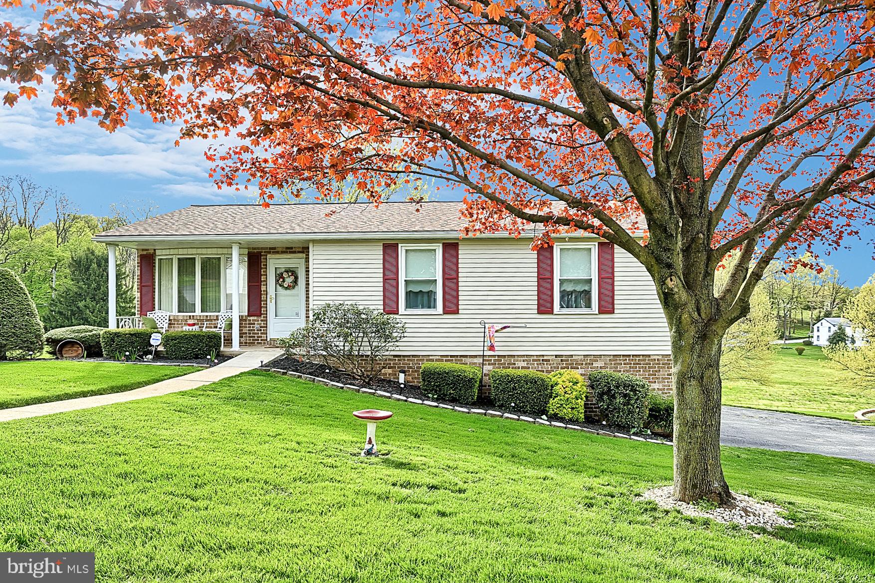 406 Bellevue Road Red Lion, PA 17356 - Photo 1 of 36 Welcome home!