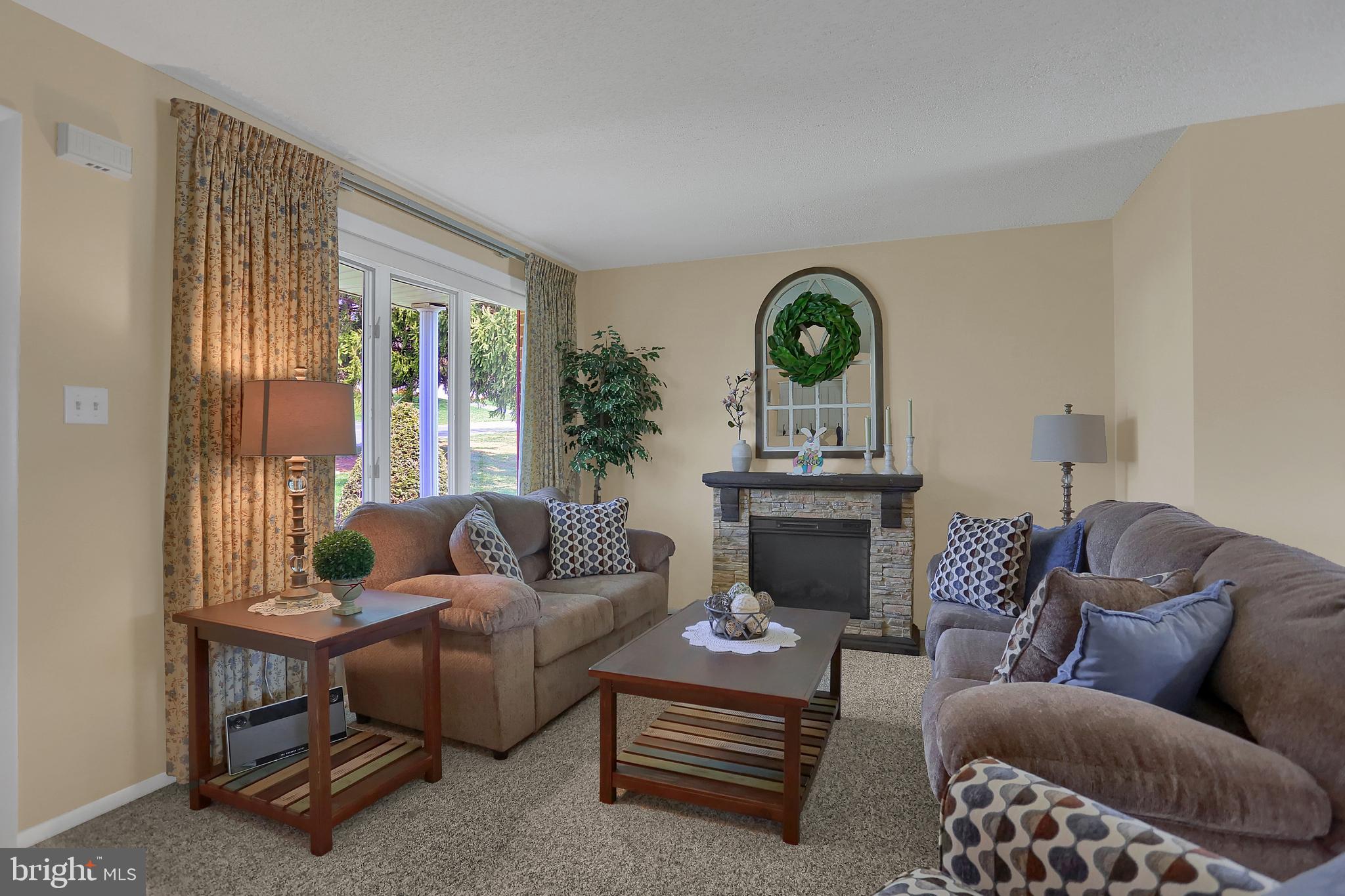 406 Bellevue Road Red Lion, PA 17356 - Photo 3 of 36 Gallery Image 3
