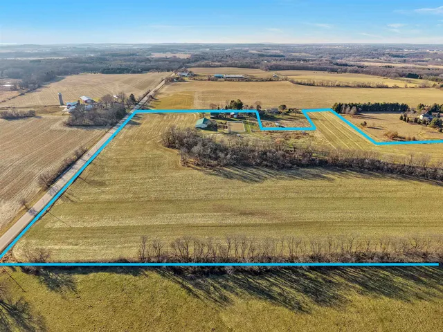 $1,275,000 | 4595 Mahoney Road, McFarland, WI 53558