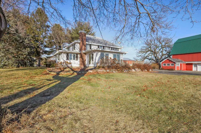 $1,275,000 | 4595 Mahoney Road, McFarland, WI 53558
