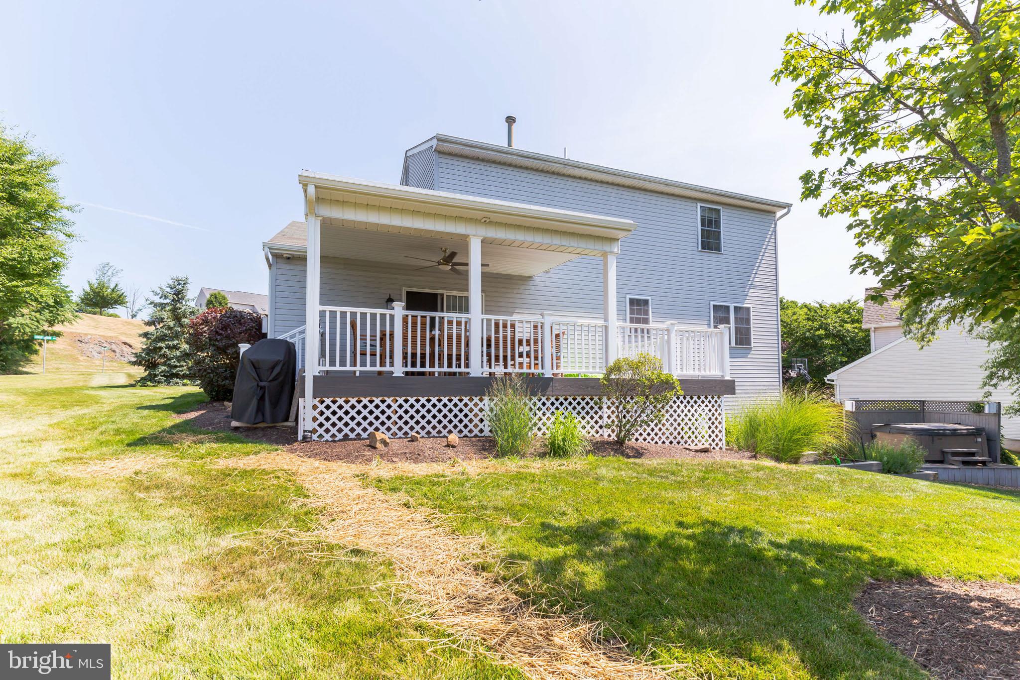 20 Madison Drive Reading, PA 19606 - Photo 18 of 36 Back yard