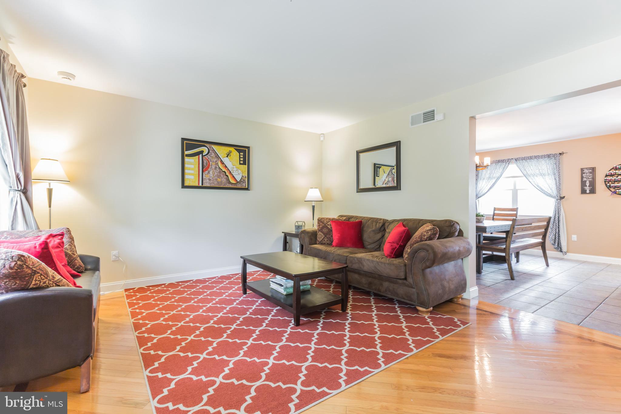 20 Madison Drive Reading, PA 19606 - Photo 3 of 36 Living Room