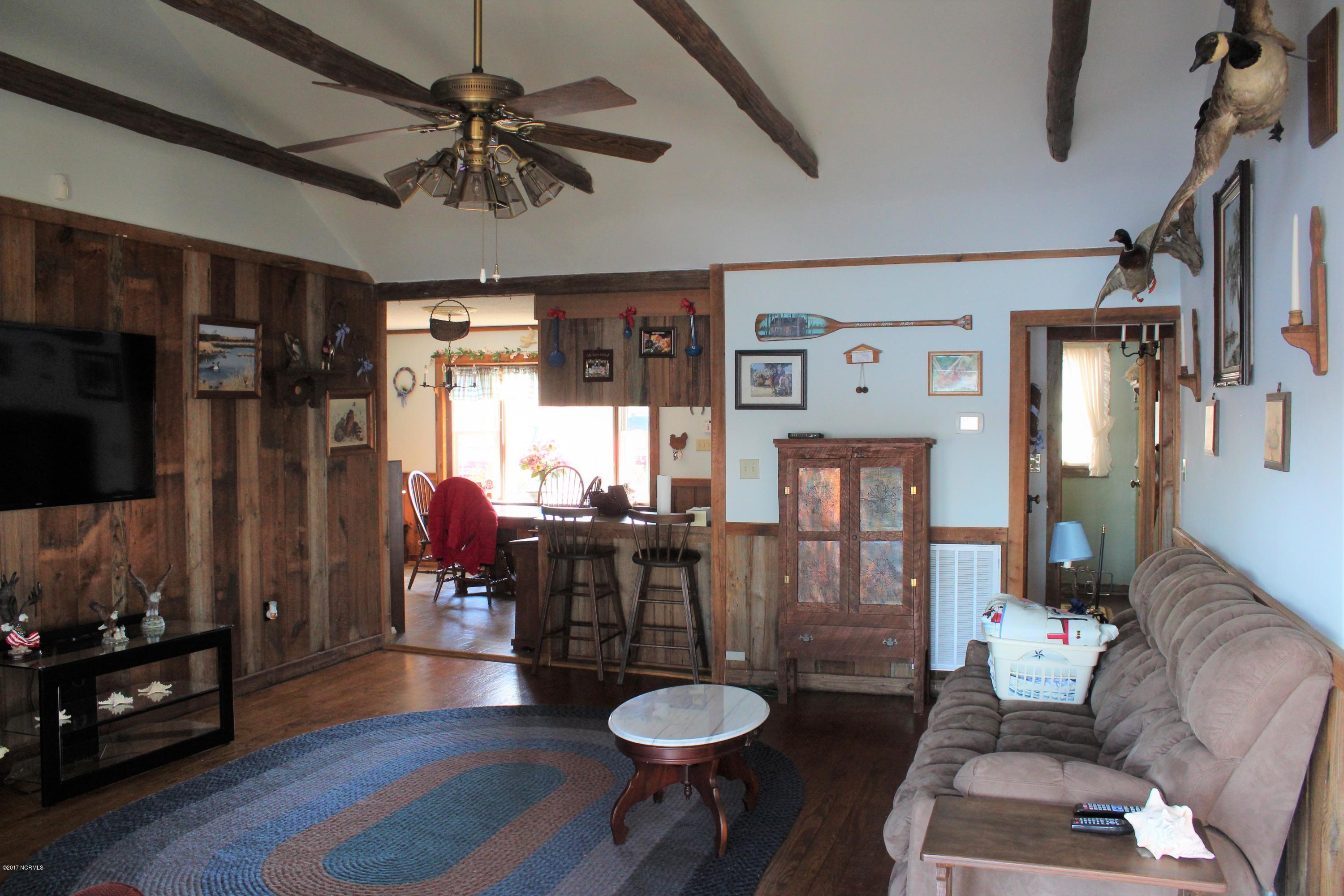 1123 Teachs Point Road Bath, NC 27808 - Photo 5 of 27 IMG_3640