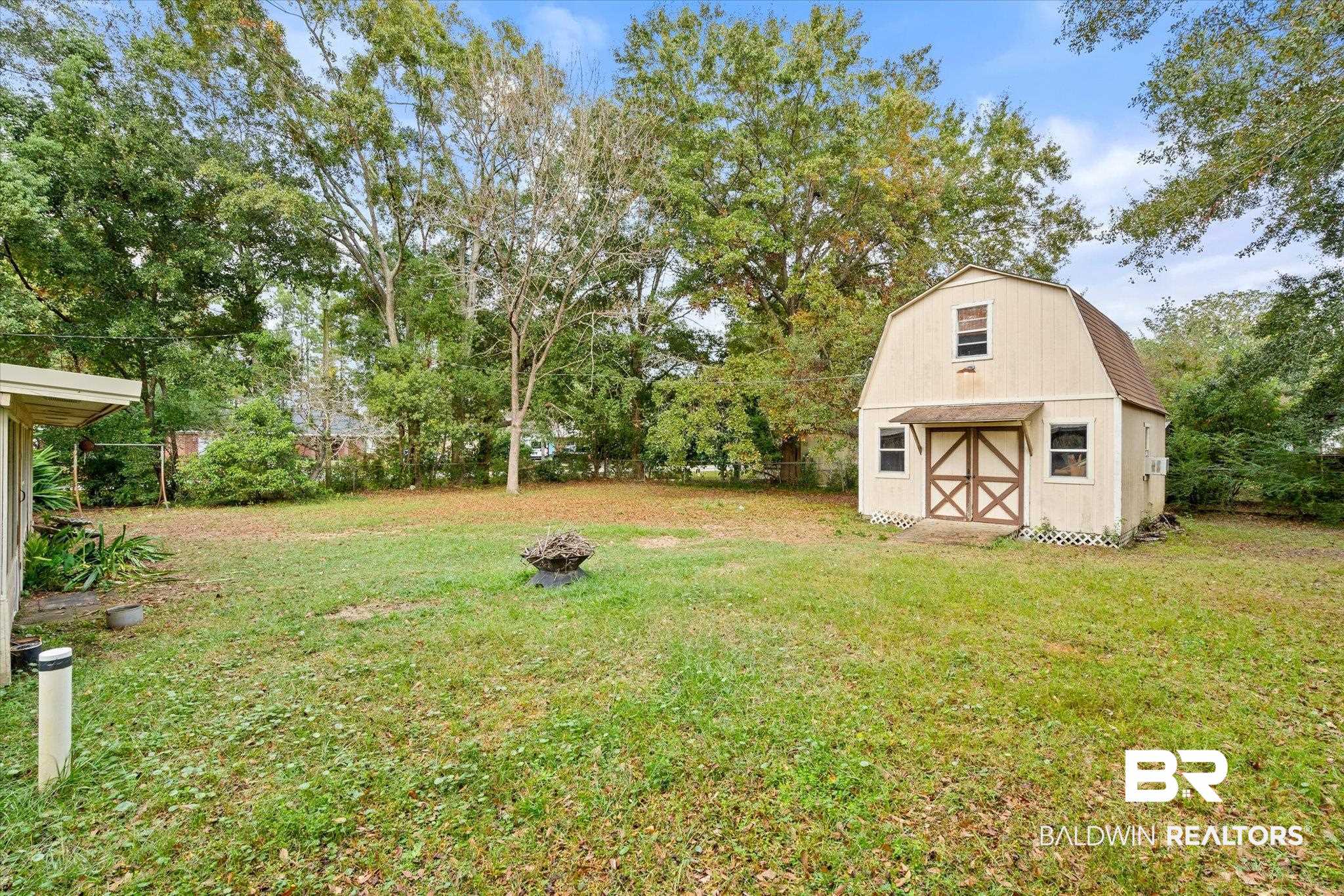 1001 South Bay Street Foley, AL 36535 - Photo 16 of 18