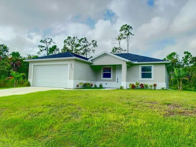 $1,975 | 4507 Knowles Lane, North Port, FL 34288