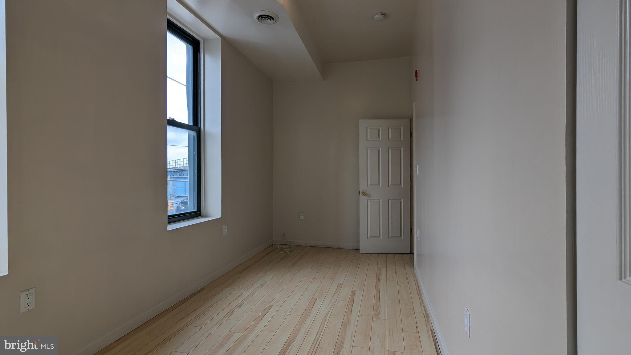 2362 North Front Street, Unit 2 Philadelphia, PA 19133 - Photo 4 of 8