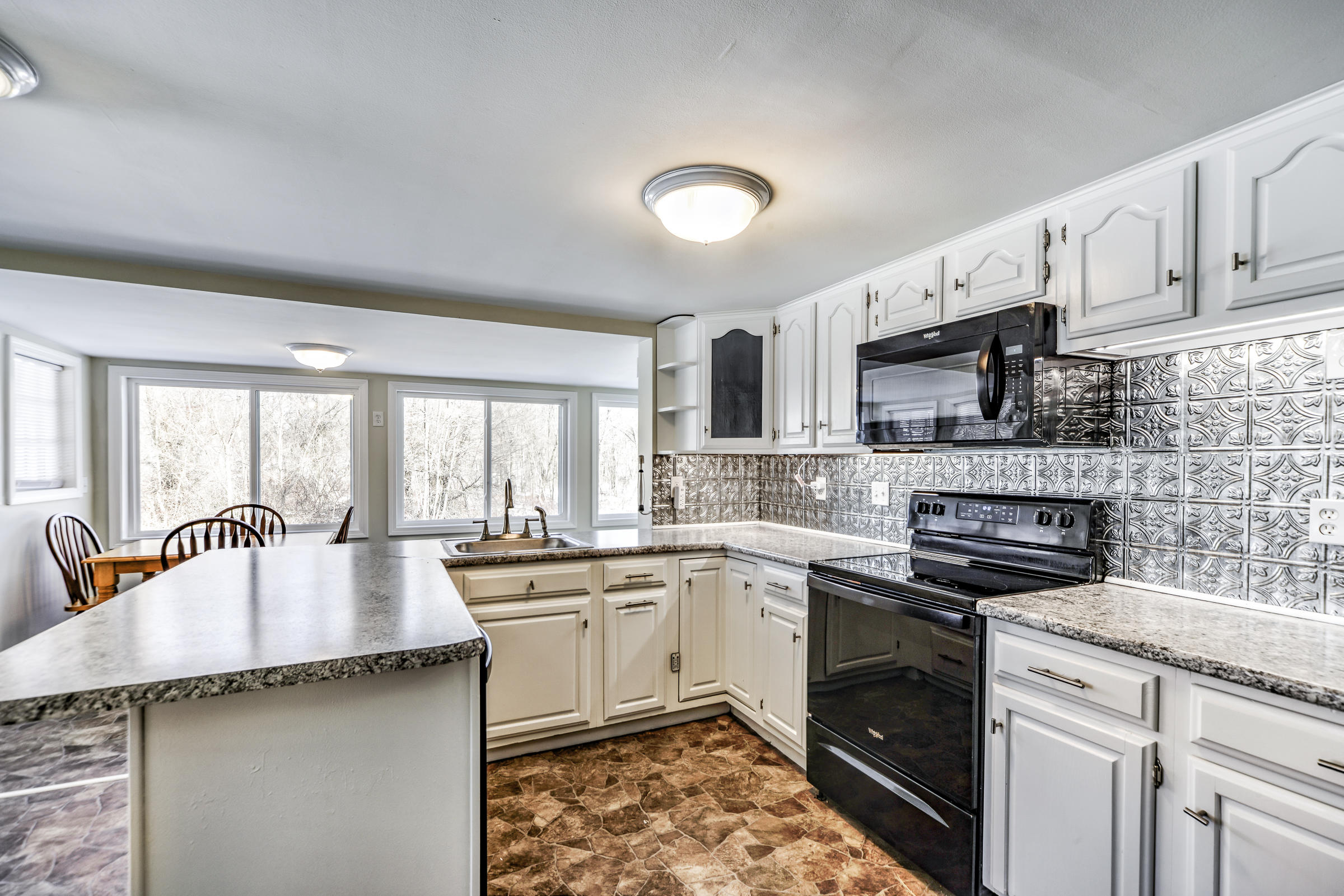 27 Rochelle Street Auburn, ME 04210 - Photo 10 of 35 108255-grhd-15